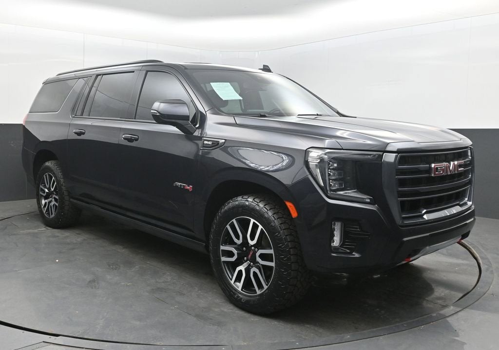 2023 GMC Yukon 4WD AT4's photo