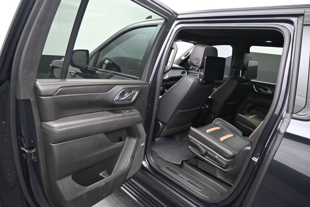 2023 GMC Yukon XL AT4