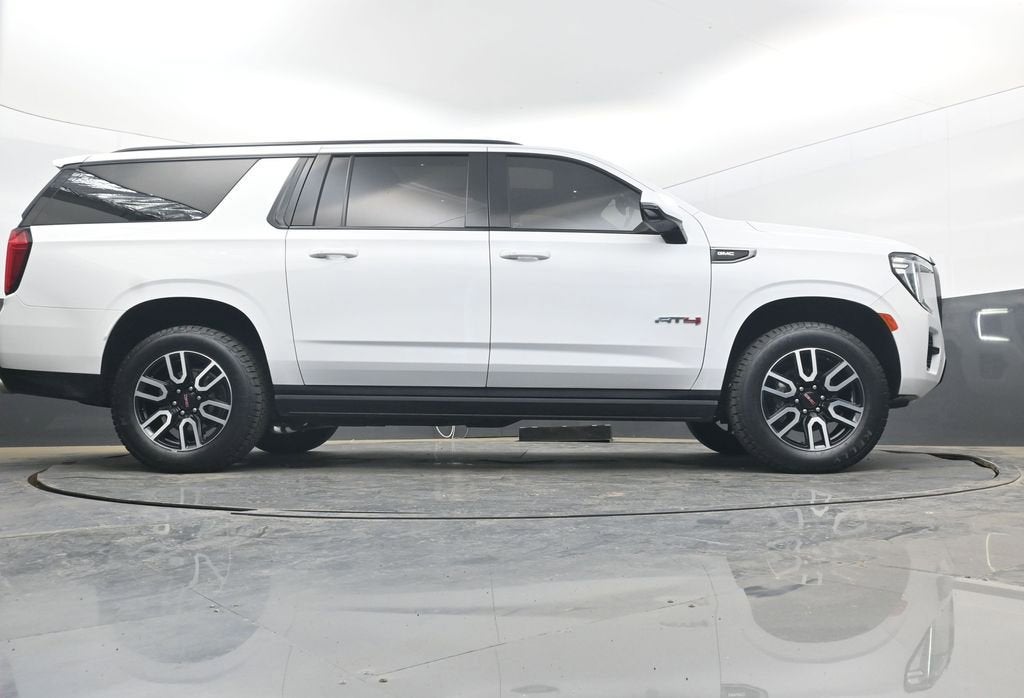 2024 GMC Yukon XL AT4