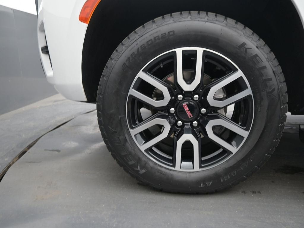 2024 GMC Yukon XL AT4