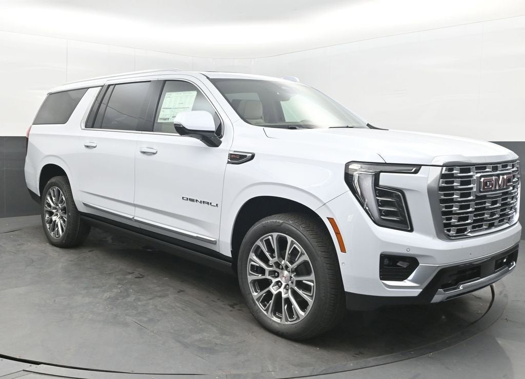 2026 GMC Yukon Denali AWD's photo