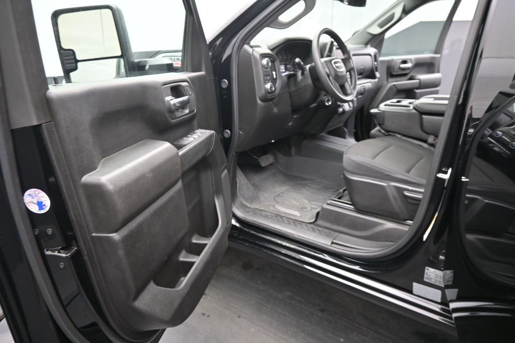 2024 GMC Sierra 2500 HD Pro