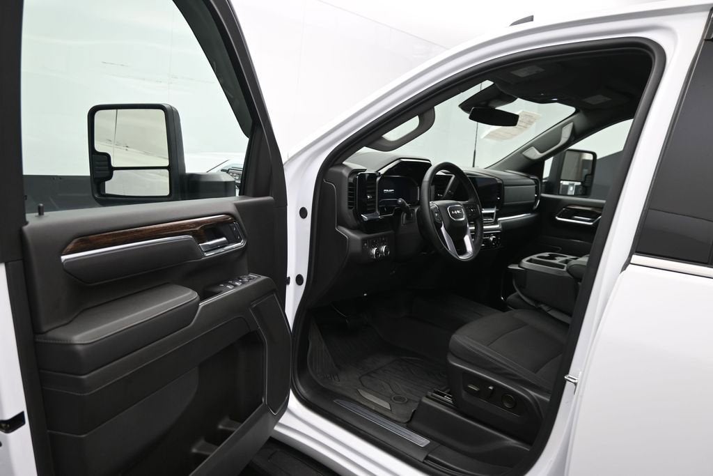 2025 GMC Sierra 2500 HD SLE