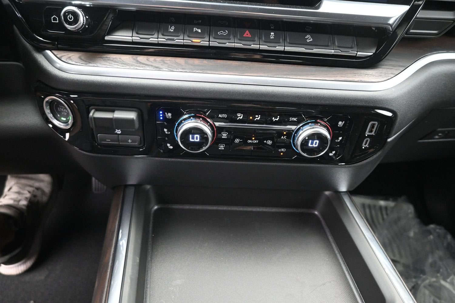 2026 GMC Sierra 2500HD SLT - Photo 17