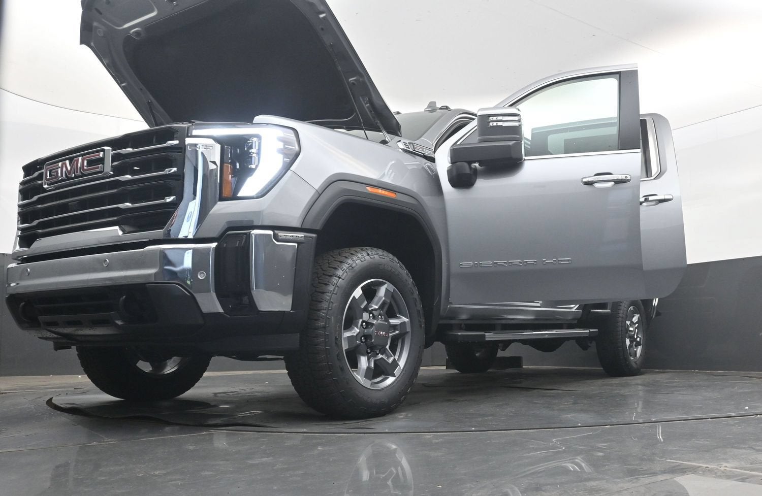 2026 GMC Sierra 2500 HD SLT