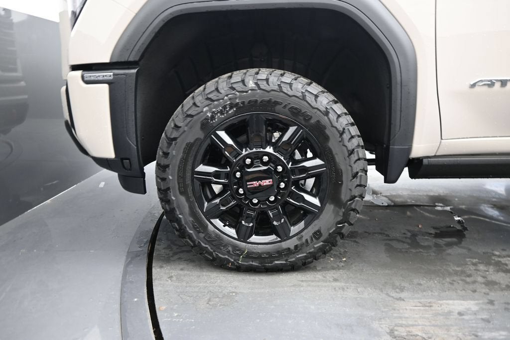 2026 GMC Sierra 2500HD AT4 - Photo 9