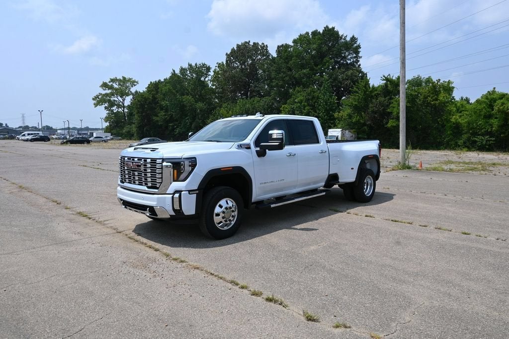 2026 GMC Sierra 3500 HD Denali DRW