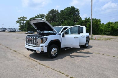 2026 GMC Sierra 3500 HD Denali DRW