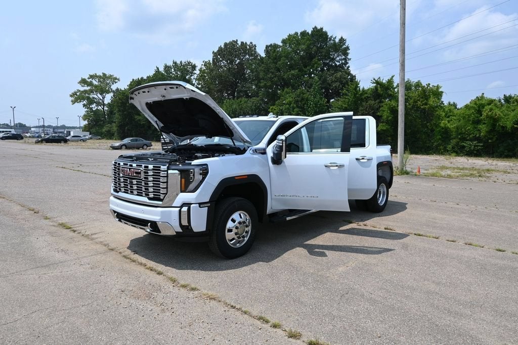 2026 GMC Sierra 3500 HD Denali DRW