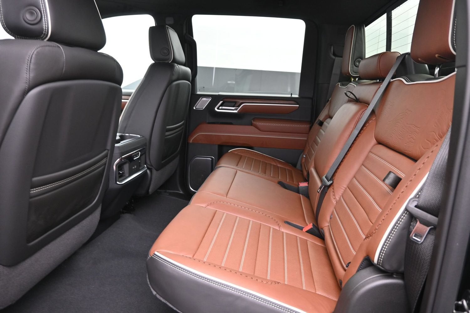2026 GMC Sierra 2500HD Denali Ultimate - Photo 15