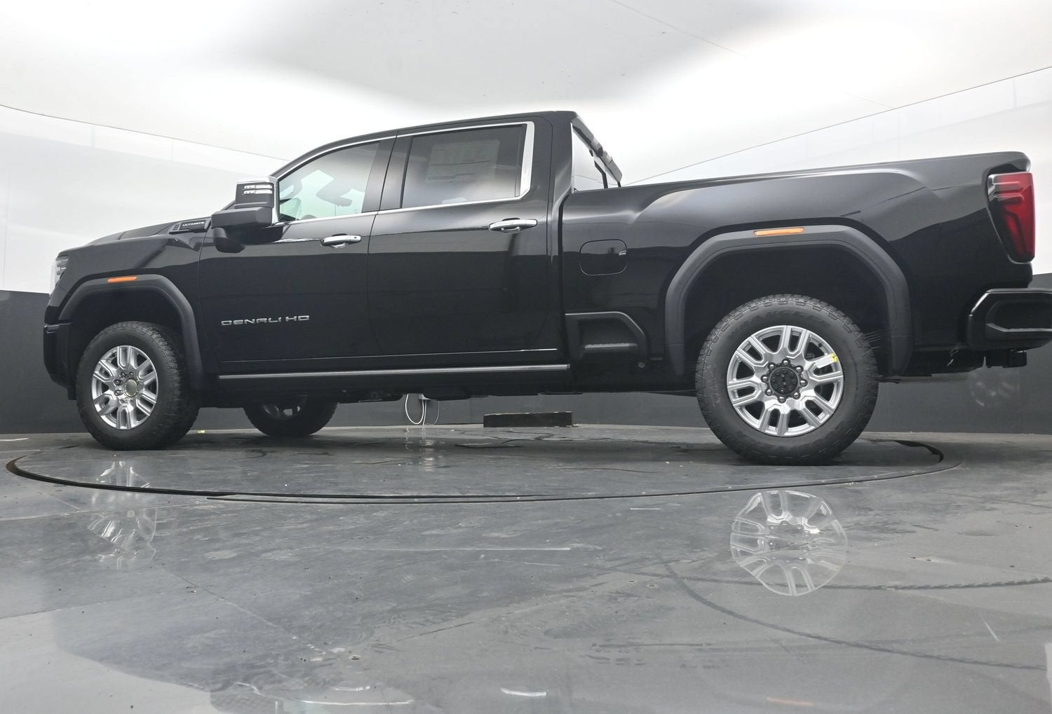 2026 GMC Sierra 2500HD Denali Ultimate - Photo 21