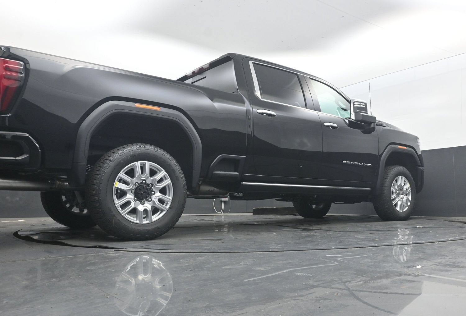 2026 GMC Sierra 2500HD Denali Ultimate - Photo 23