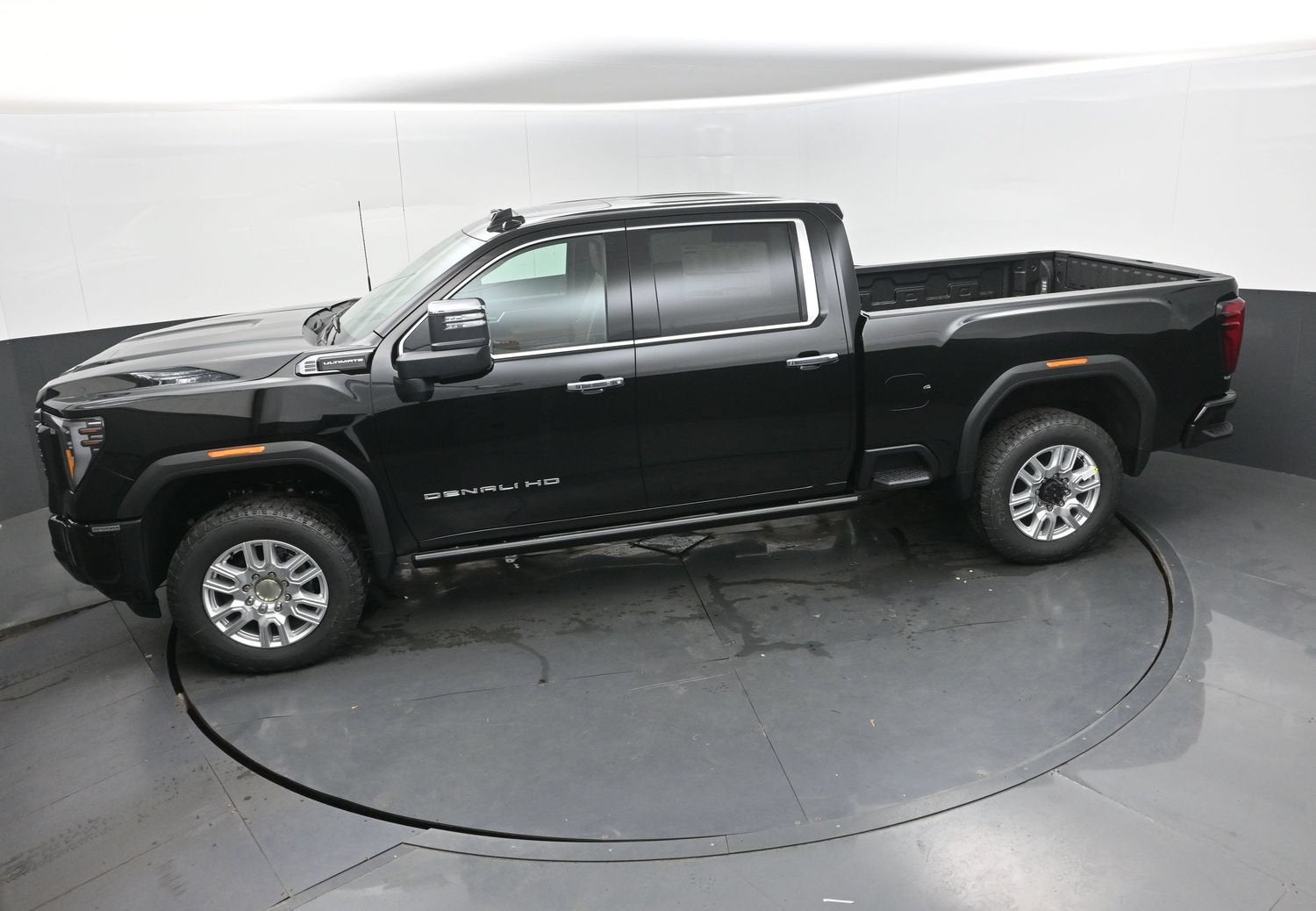 2026 GMC Sierra 2500HD Denali Ultimate - Photo 28