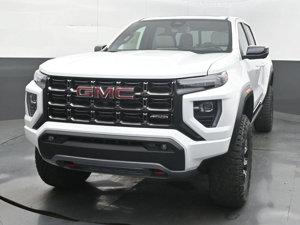 2026 GMC Canyon AT4X - Photo 3