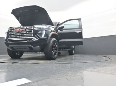 2023 GMC Canyon Denali