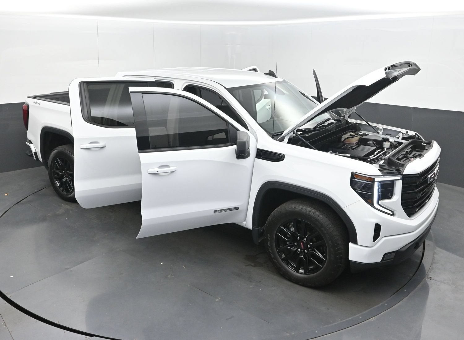 2023 GMC Sierra 1500 Elevation
