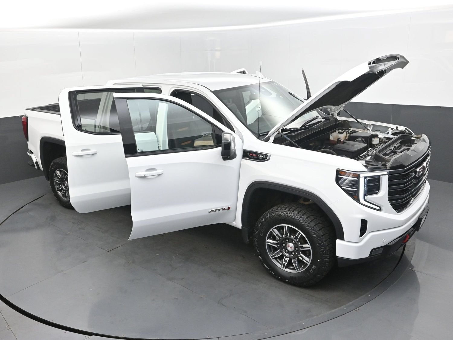 2025 GMC Sierra 1500 AT4