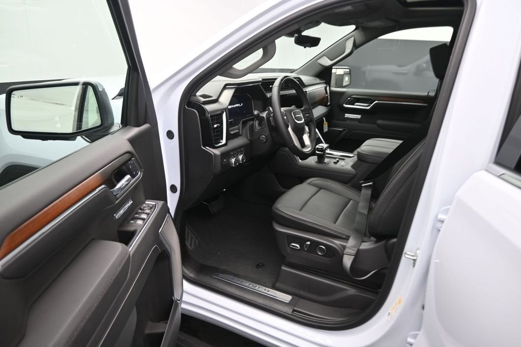 2026 GMC Sierra 1500 Denali - Photo 10
