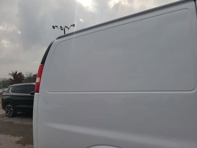2024 GMC Savana Cargo 2500 Work Van