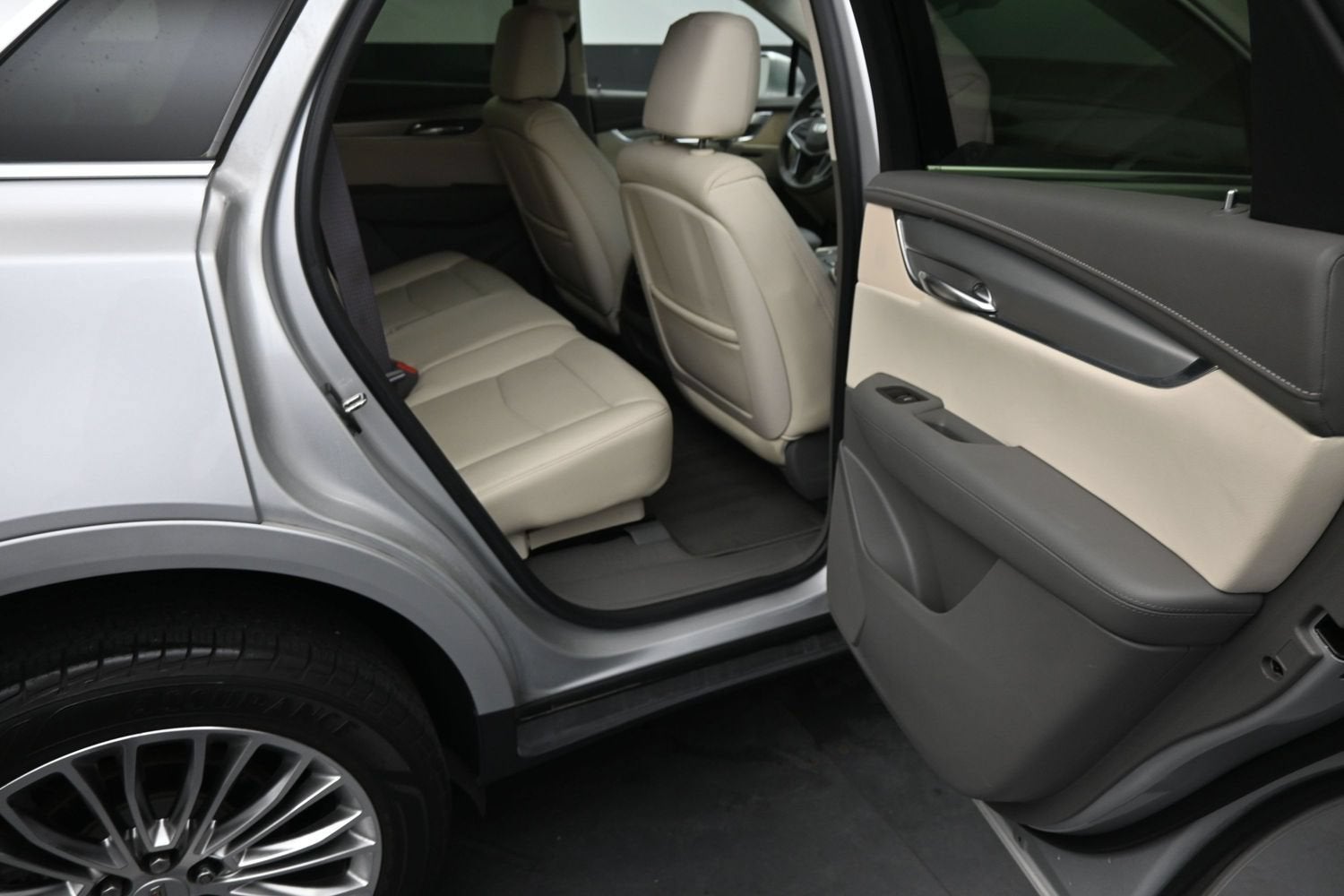 2017 Cadillac XT5 Luxury FWD