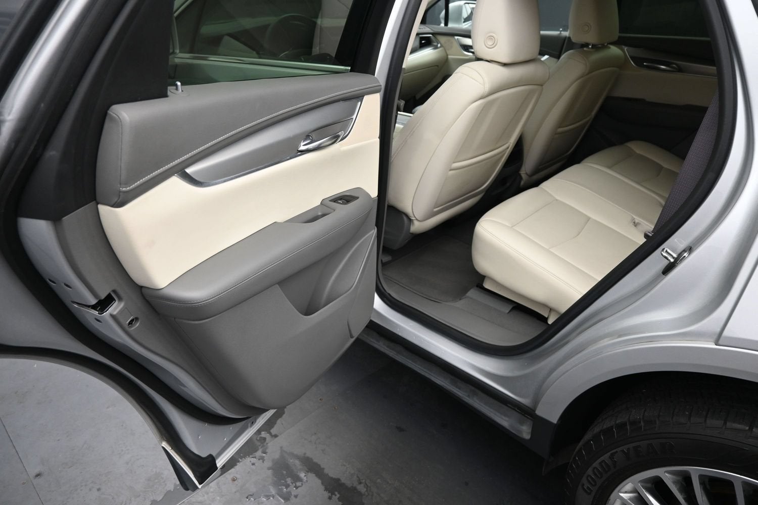 2017 Cadillac XT5 Luxury FWD