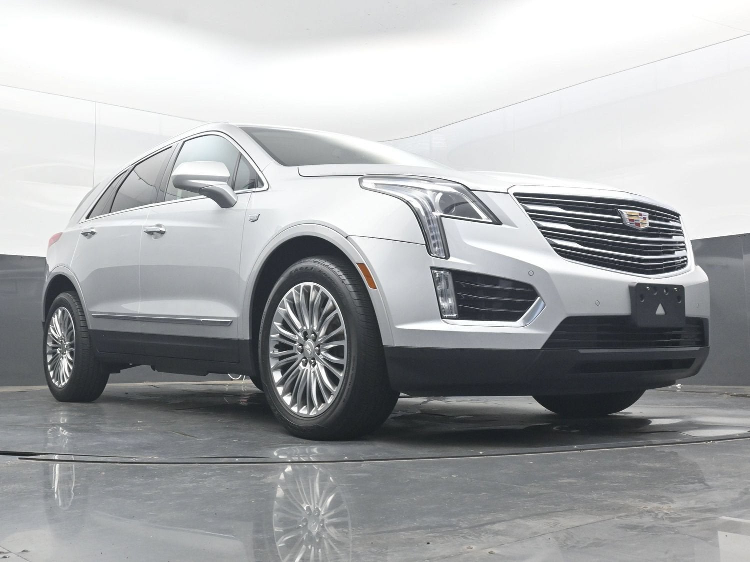2017 Cadillac XT5 Luxury FWD