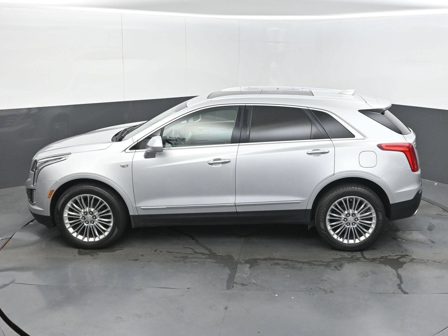 2017 Cadillac XT5 Luxury FWD