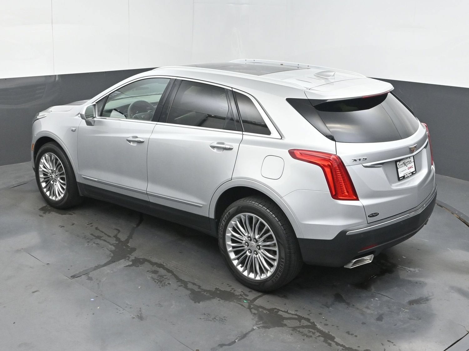 2017 Cadillac XT5 Luxury FWD