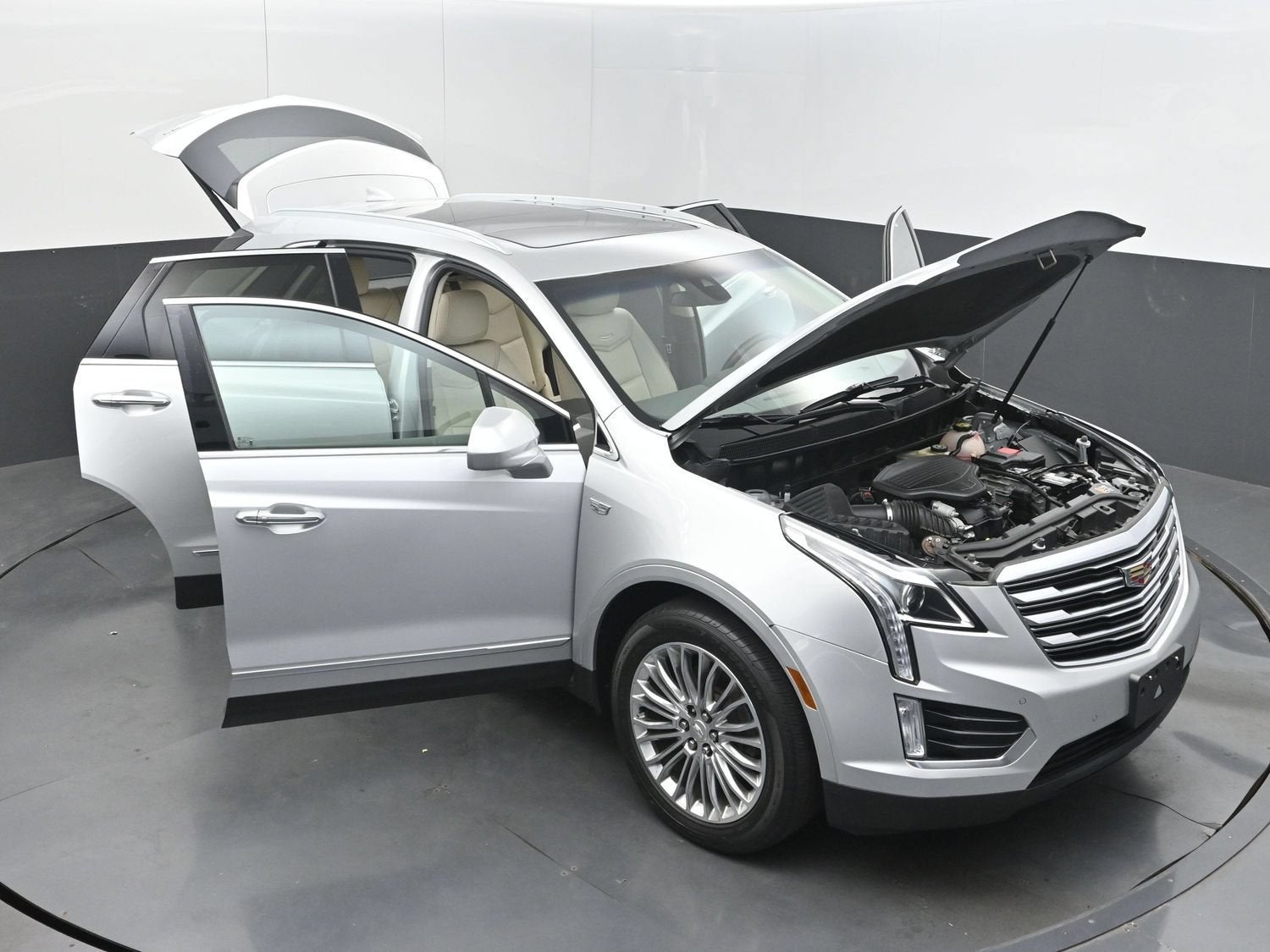 2017 Cadillac XT5 Luxury FWD