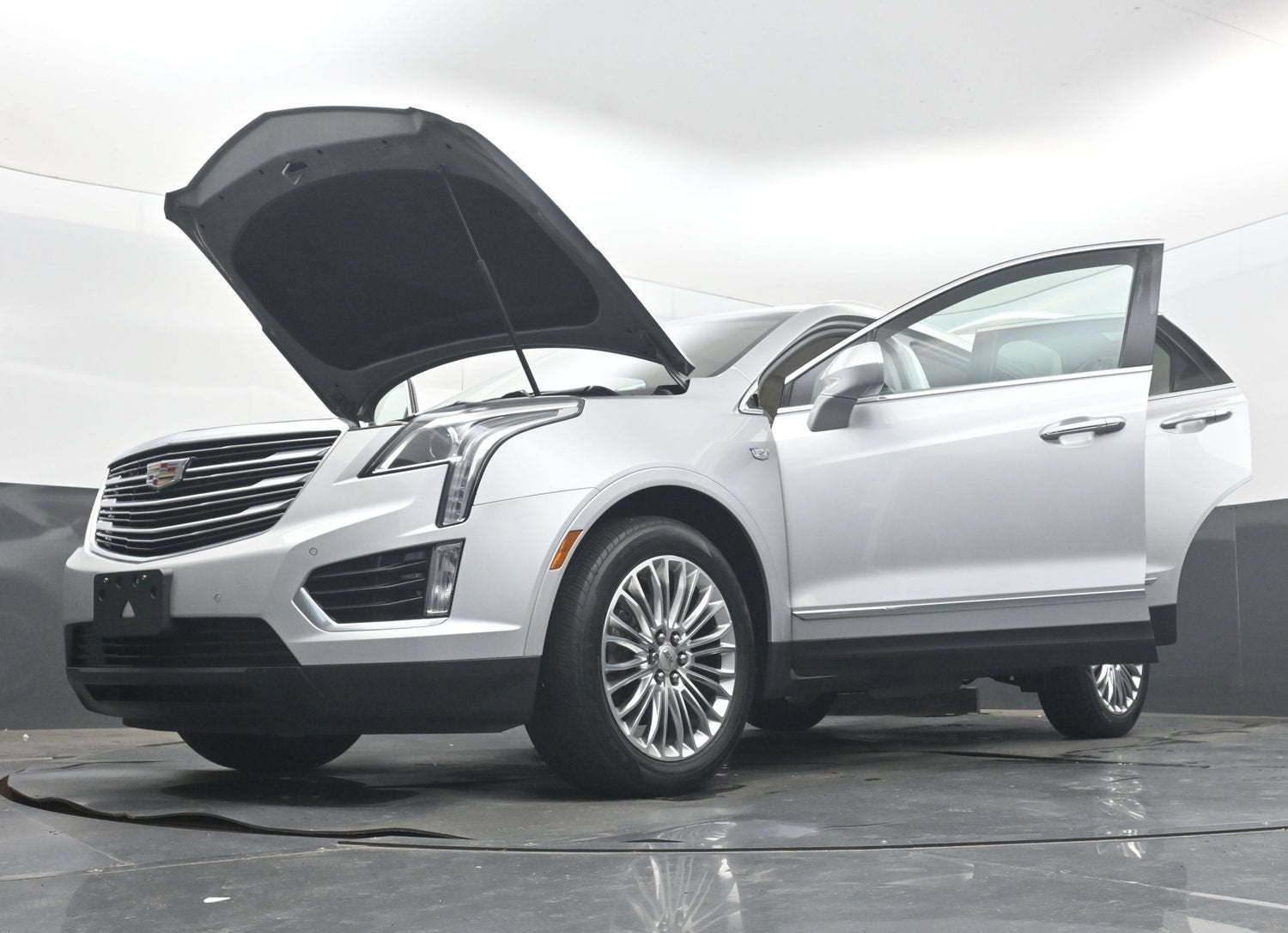 2017 Cadillac XT5 Luxury FWD