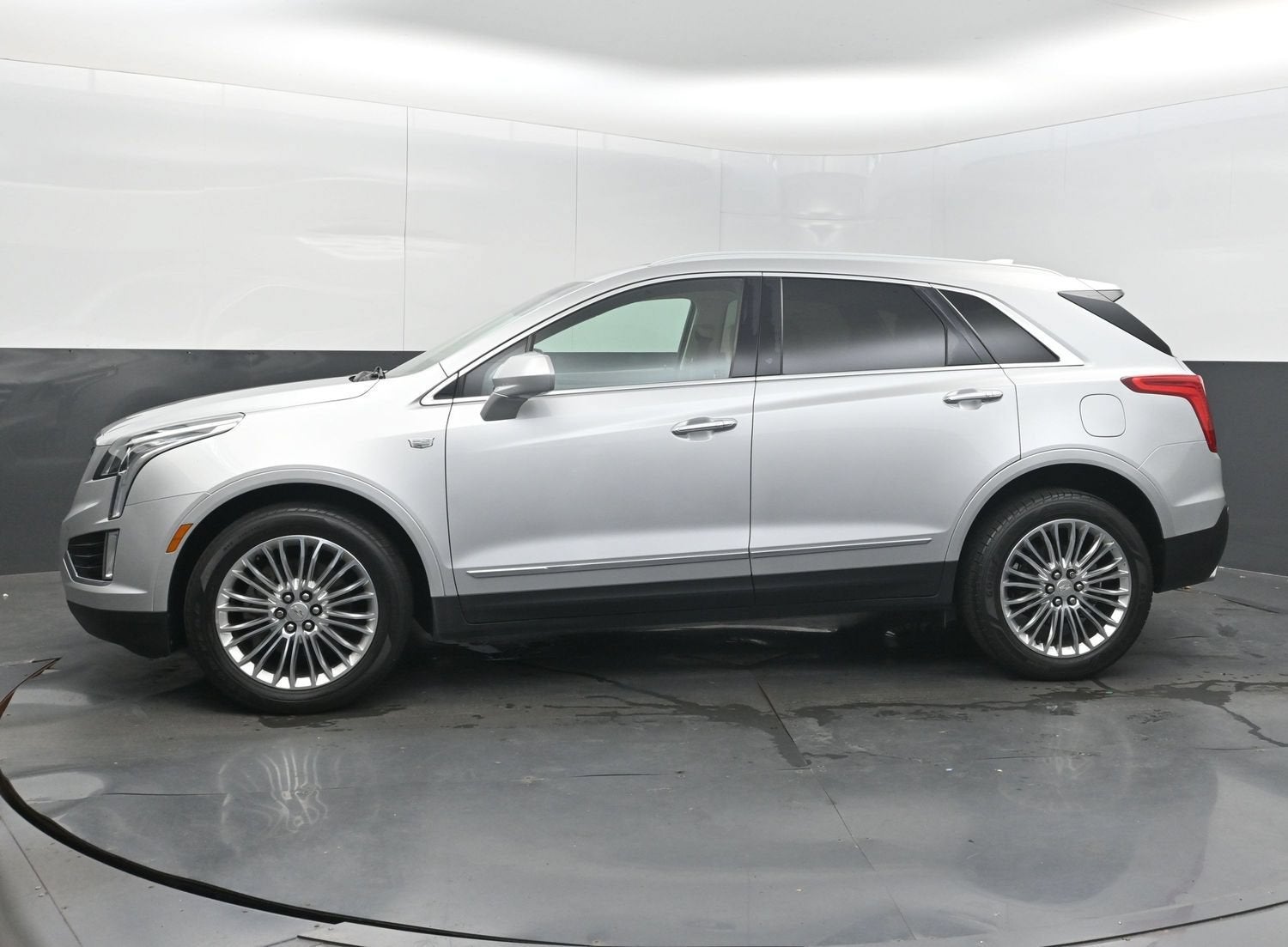 2017 Cadillac XT5 Luxury FWD