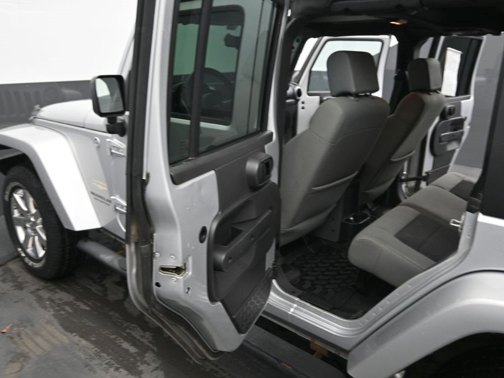 2010 Jeep Wrangler Unlimited Sahara