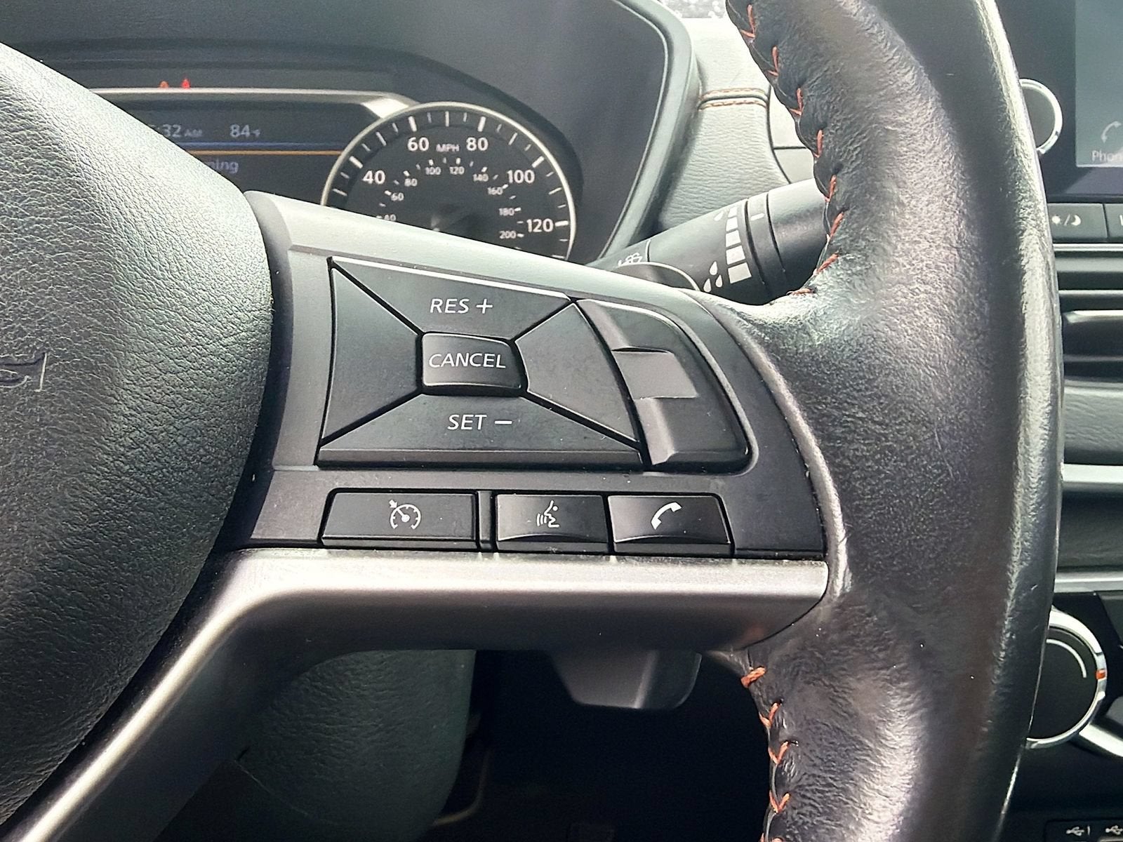 2022 Nissan Altima SR FWD