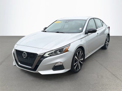 2022 Nissan Altima SR FWD