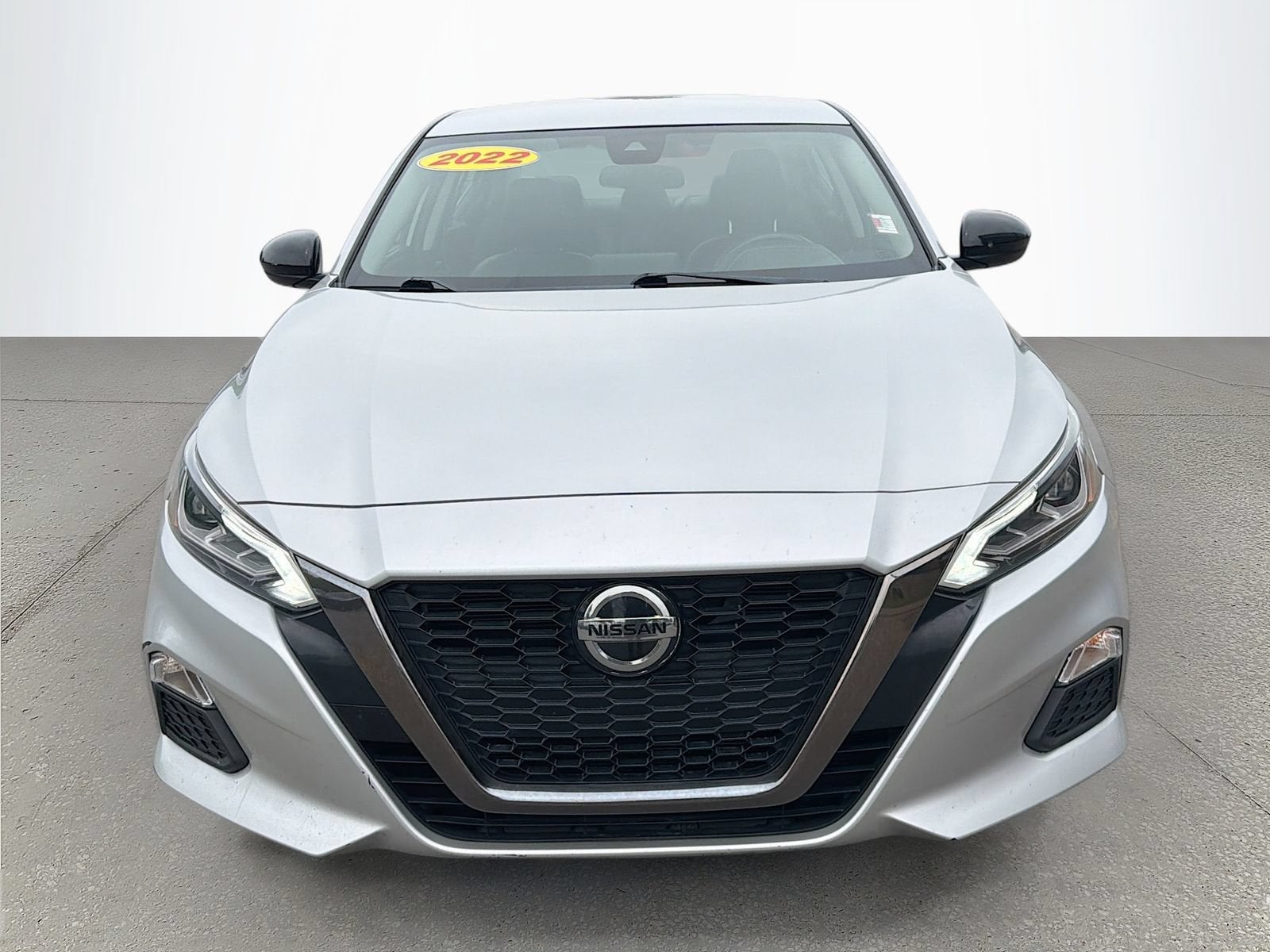 2022 Nissan Altima SR FWD