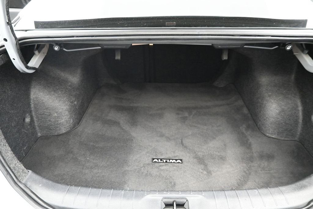 2023 Nissan Altima SR FWD