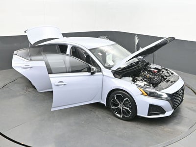 2023 Nissan Altima SR FWD