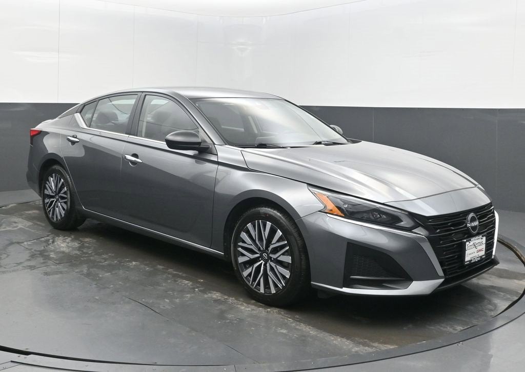 2024 Nissan Altima SV