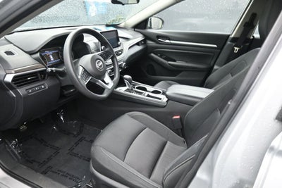 2023 Nissan Altima SV FWD