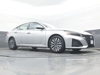 2023 Nissan Altima SV FWD
