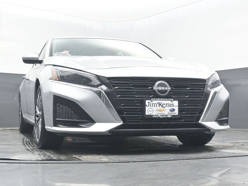 2023 Nissan Altima SV FWD