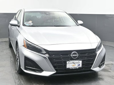 2023 Nissan Altima SV FWD