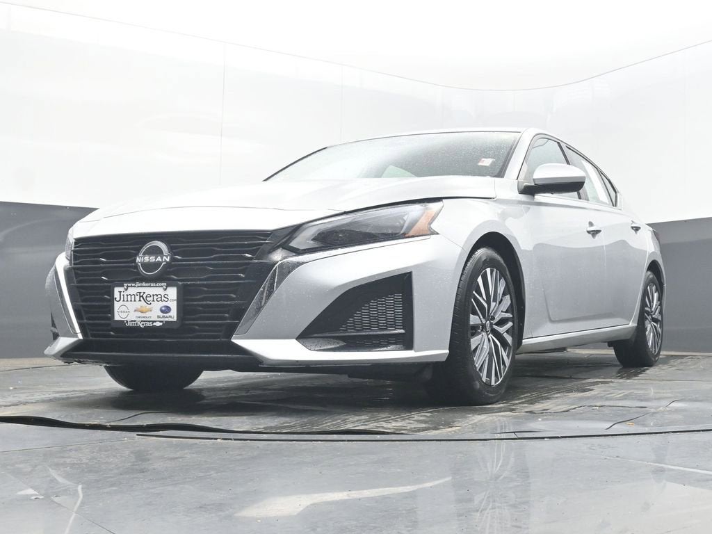 2023 Nissan Altima SV FWD