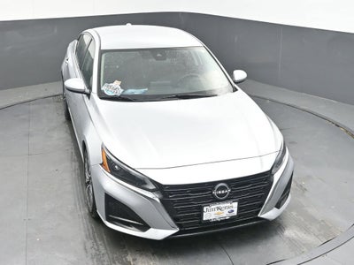 2023 Nissan Altima SV FWD