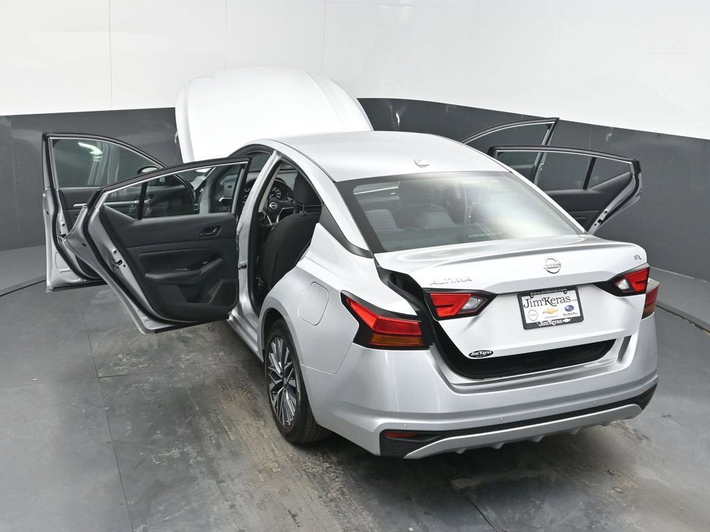 2023 Nissan Altima SV FWD