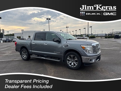 2017 Nissan TITAN SV
