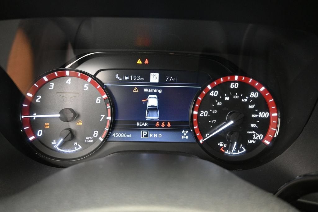2023 Nissan TITAN Crew Cab PRO-4X 4x4