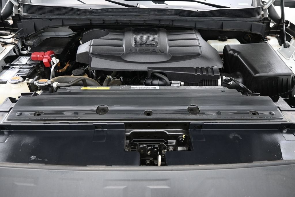 2023 Nissan TITAN Crew Cab PRO-4X 4x4
