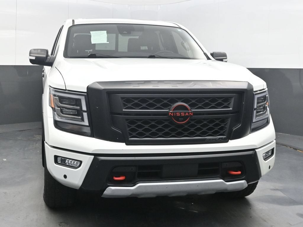 2023 Nissan TITAN Crew Cab PRO-4X 4x4