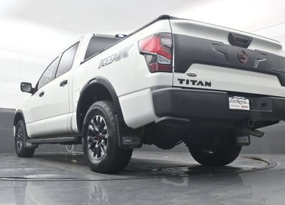 2023 Nissan TITAN Crew Cab PRO-4X 4x4